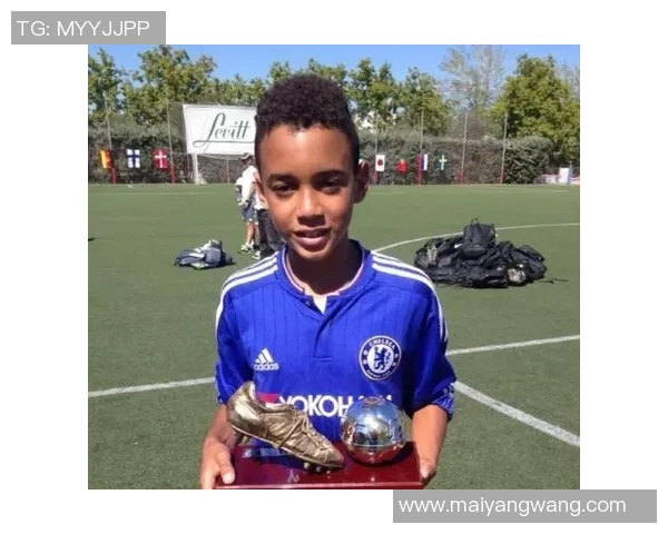 贝林厄姆崛起之路：从青训新星到世界足球舞台的闪耀之光