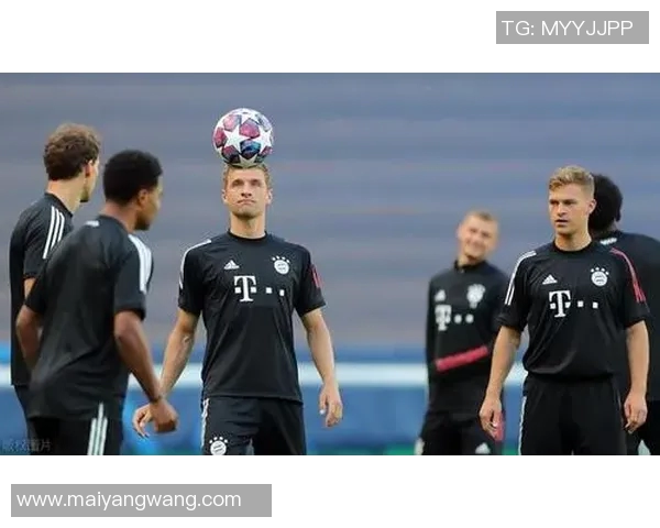 拜仁与大巴黎对决胜负预测分析及关键因素探讨