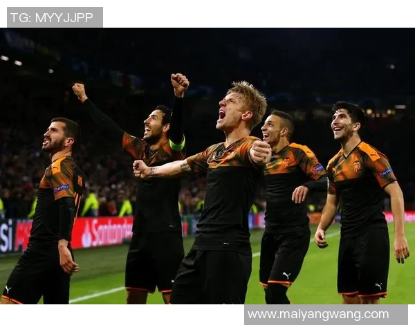 亚特兰大与海法的精彩对决结果揭晓,赛场火花四溅引人关注 亚特兰大与海法的精彩对决结果揭晓,赛场火花四溅引人关注